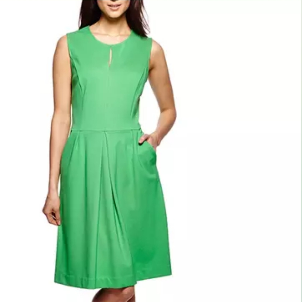 Sharagano Kelly Green Dress Size 14 Sleeveless